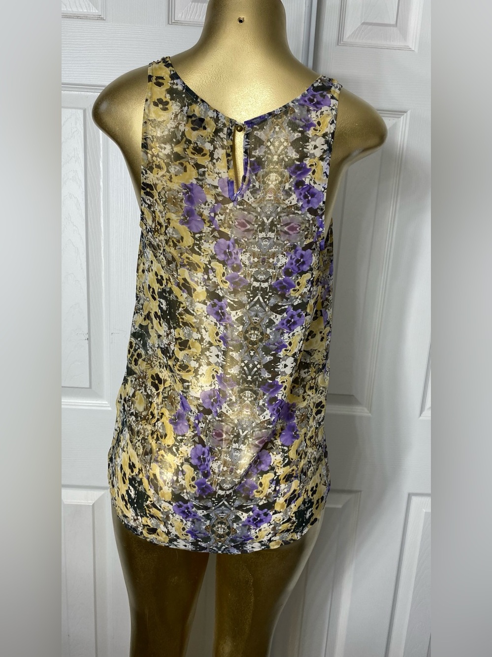 💯Silk Floral Print Sleeveless Camisole in Yellow and Purple - Picture 3 of 7